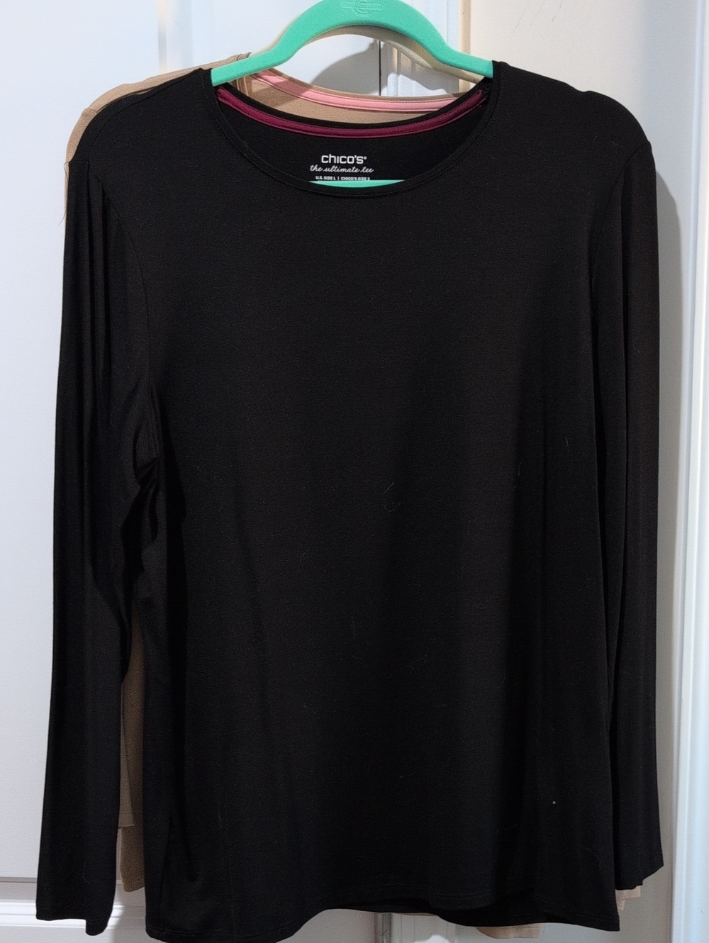 NWOT Chico's Women's Ultimate Tee In Black W Spandex